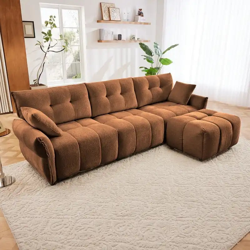 110,2 Canapé trois places en chenille, 1 pouf