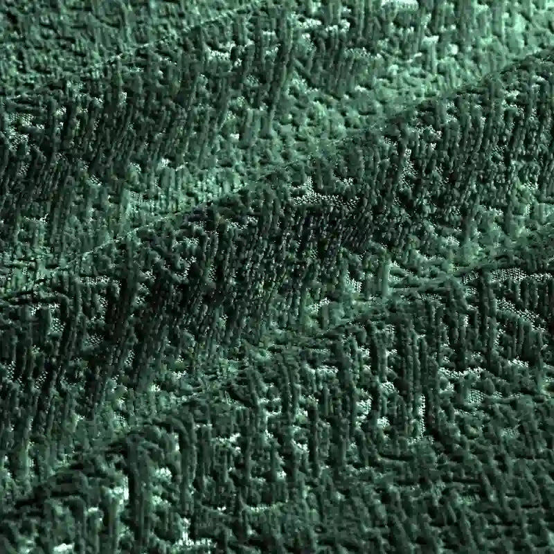 110,2 Canapé trois places en chenille, 1 pouf