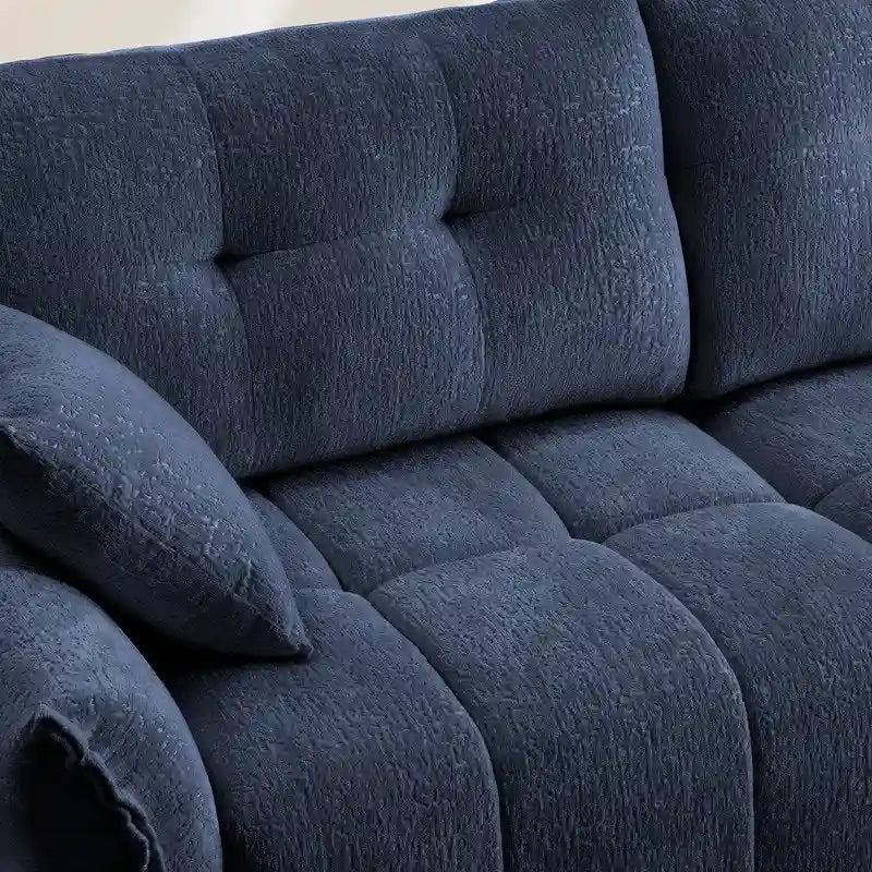 110,2 Canapé trois places en chenille, 1 pouf
