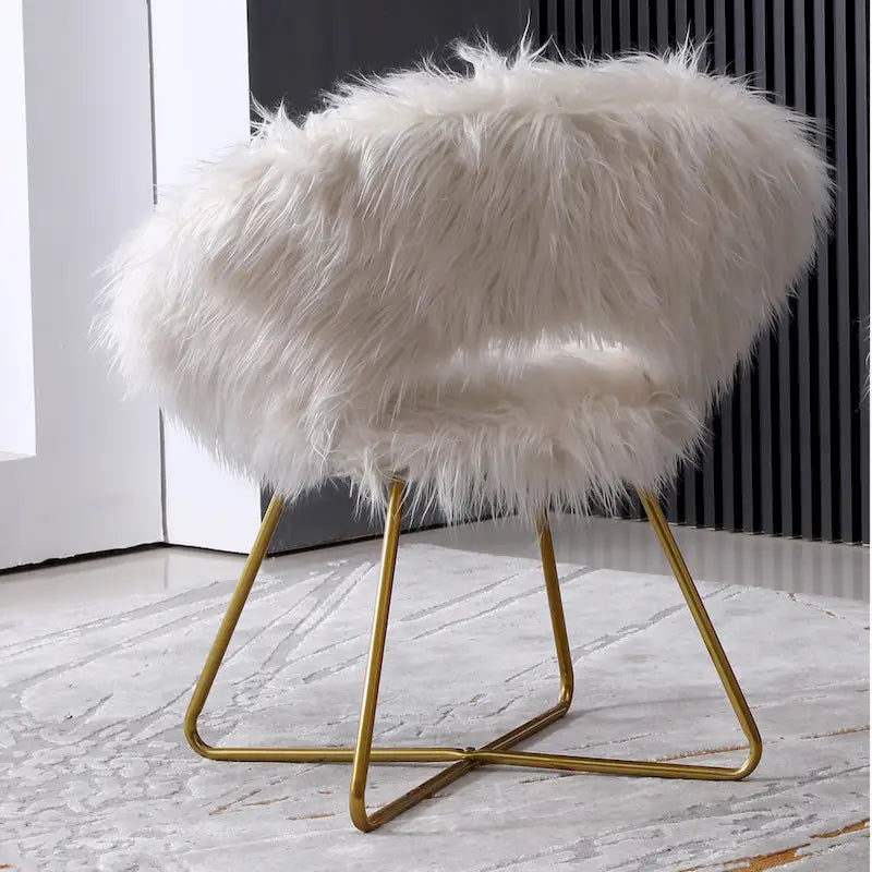 Fauteuil d'appoint en fausse fourrure, blanc