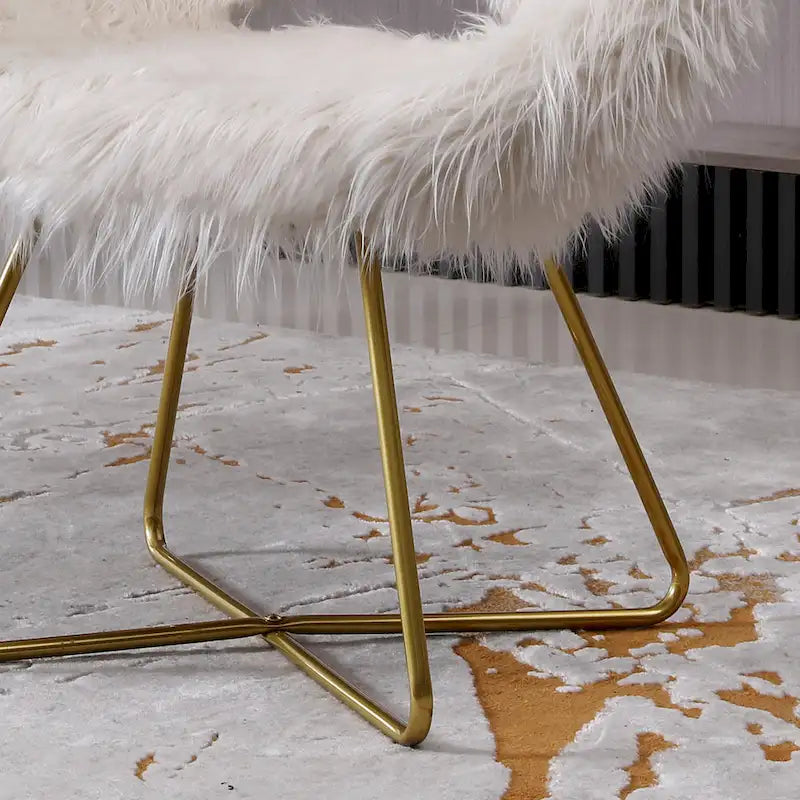 Fauteuil d'appoint en fausse fourrure, blanc